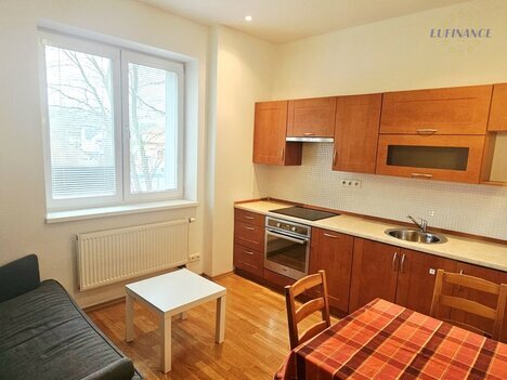 Pronájem bytu 2+kk v rodinném domě 30 m2, Kralupy nad Vltavou, ul. Generála Klapálka