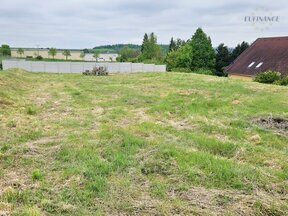Prodej stavebního pozemku o výměře 936 m2 v obci Únětice, Praha Západ